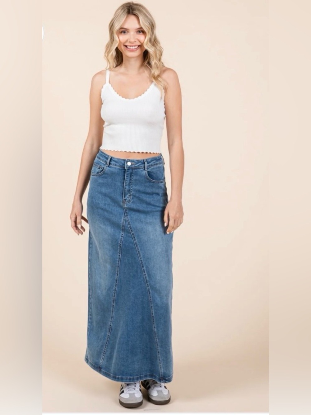 Cato‘s women’s size 24W midi denim jeans skirt with jewel detail
